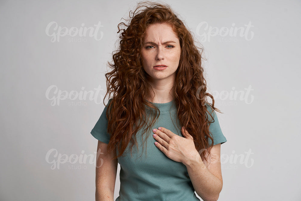 Young woman with pain of chest 